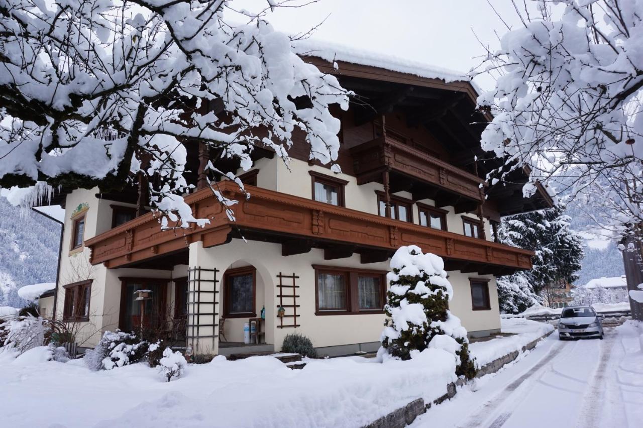 Hotel Untermetzger Zell am Ziller Exterior photo